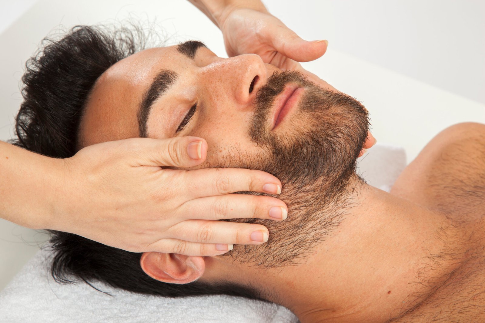 male facial rejuvenation colombia